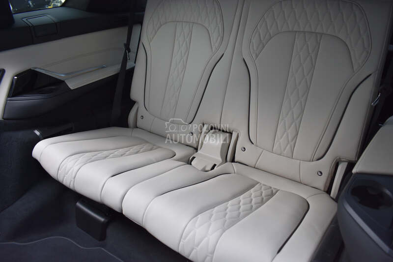 BMW X7 40i xDrive M Paket