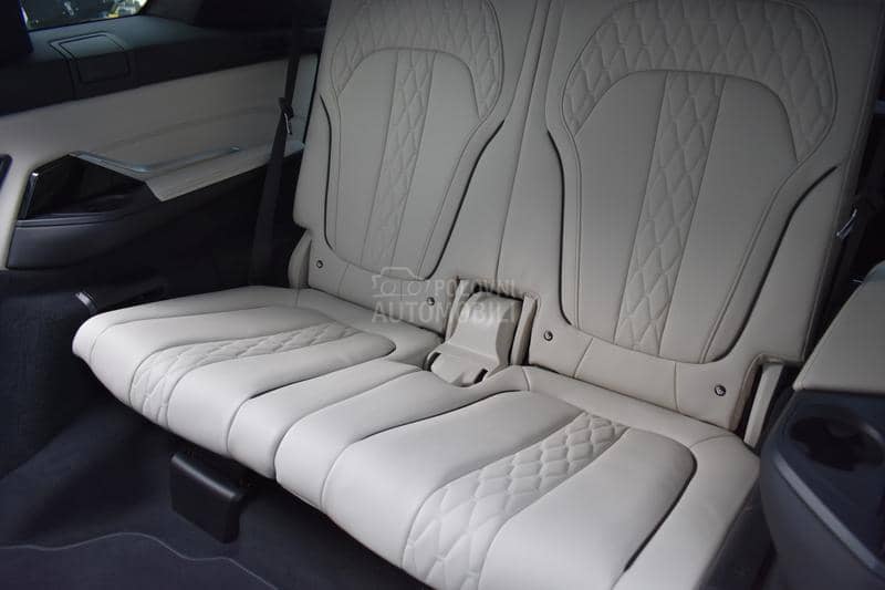 BMW X7 40i xDrive M Paket