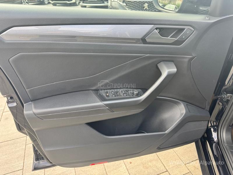 Volkswagen T-Roc 1.5 TSI DSG STYLE