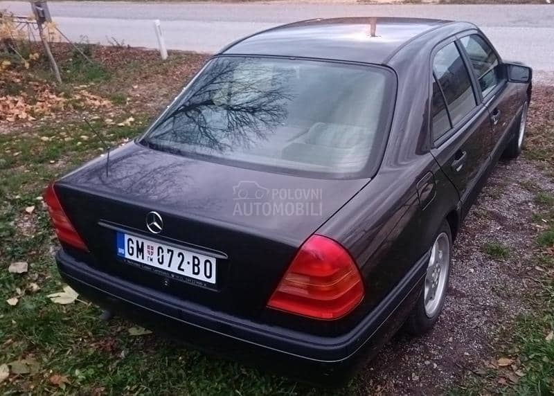 Mercedes Benz C 180 124