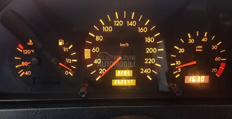 Mercedes Benz C 180 124