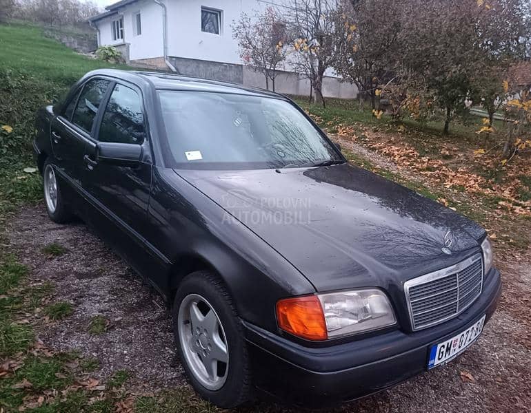 Mercedes Benz C 180 124