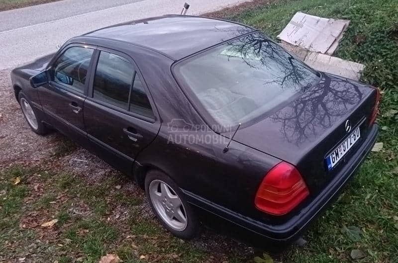 Mercedes Benz C 180 124
