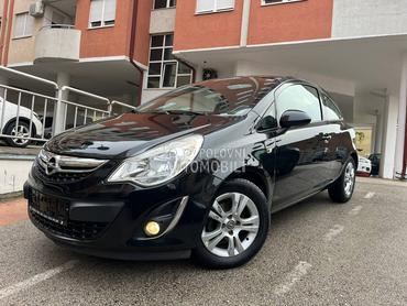 Opel Corsa D 1.2i ECOFLEX SPORT