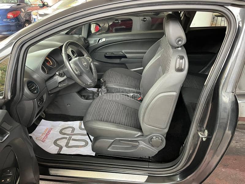Opel Corsa D 1.2i ECOFLEX SPORT