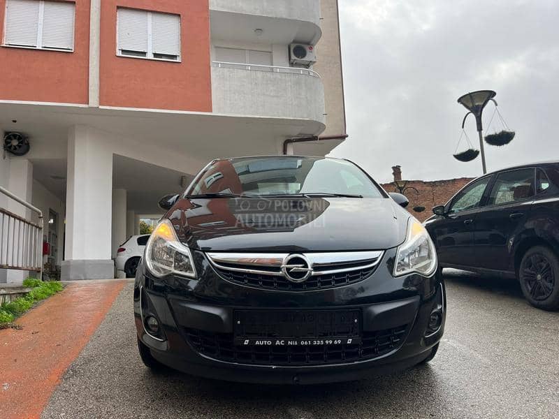 Opel Corsa D 1.2i ECOFLEX SPORT