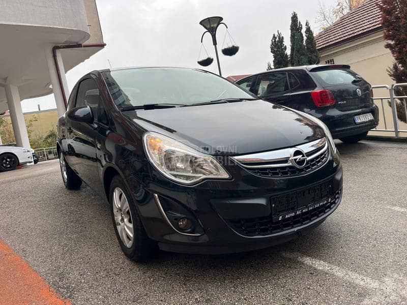 Opel Corsa D 1.2i ECOFLEX SPORT