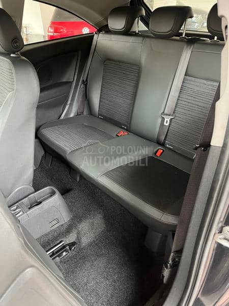 Opel Corsa D 1.2i ECOFLEX SPORT