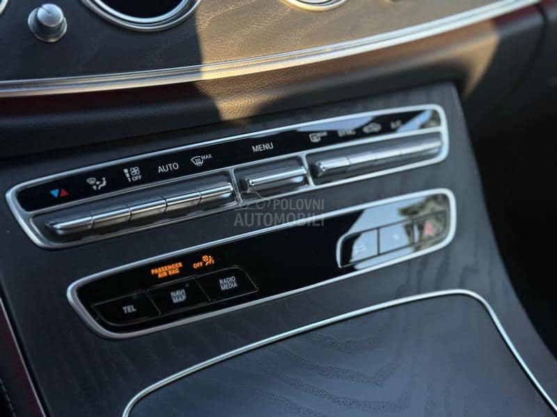 Mercedes Benz E 230 4MATIC AMG