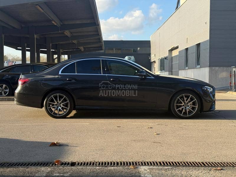 Mercedes Benz E 230 4MATIC AMG