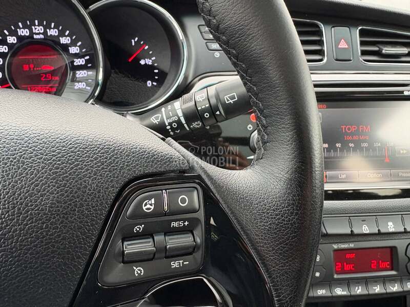 Kia cee`d sw 1.6 CVVT GDI Pano