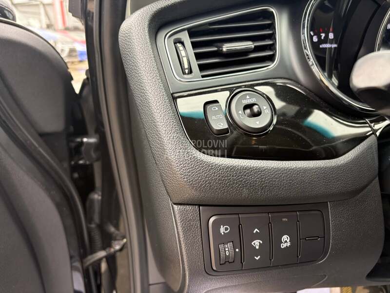 Kia cee`d sw 1.6 CVVT GDI Pano