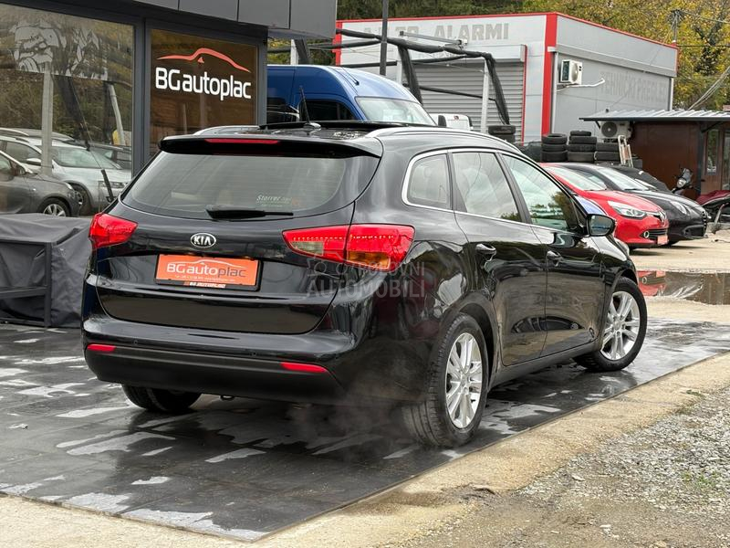 Kia cee`d sw 1.6 CVVT GDI Pano