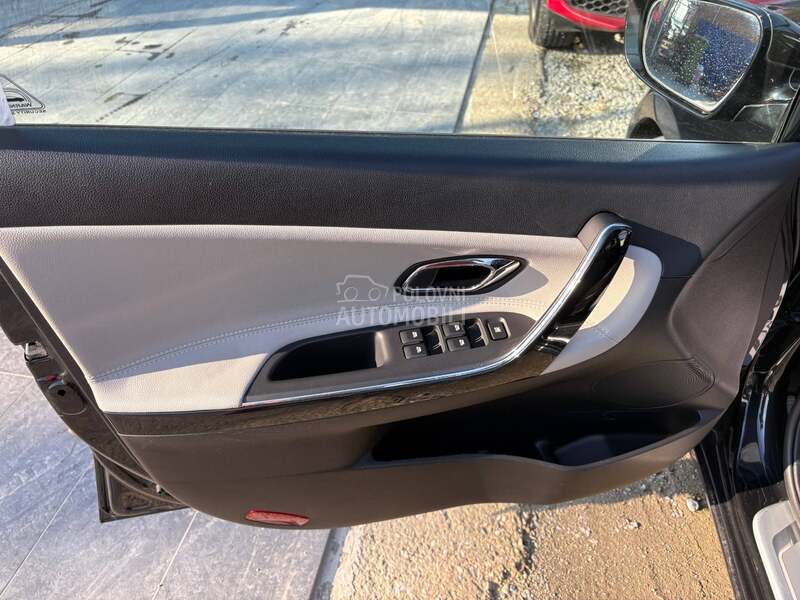 Kia cee`d sw 1.6 CVVT GDI Pano