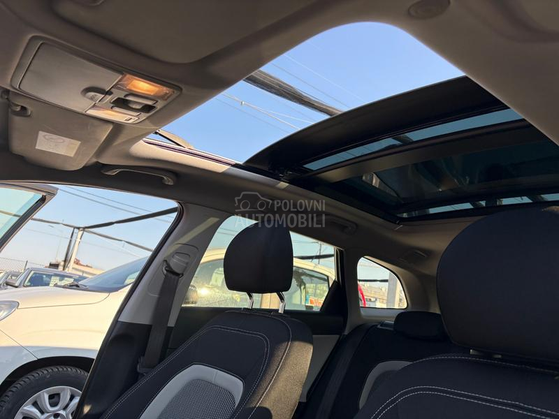 Kia cee`d sw 1.6 CVVT GDI Pano