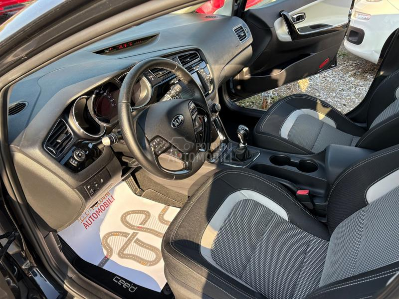Kia cee`d sw 1.6 CVVT GDI Pano
