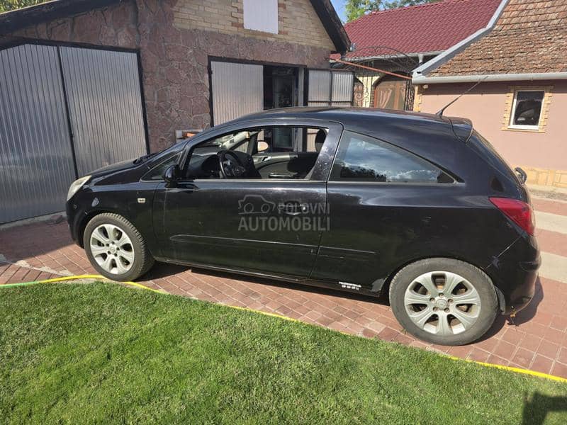 Opel Corsa D 