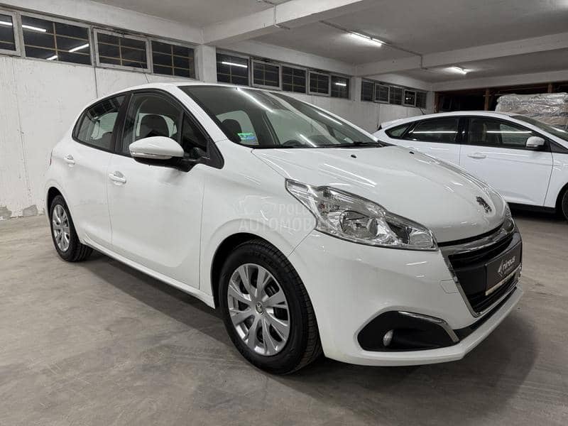 Peugeot 208 1.6 HDI NAVY