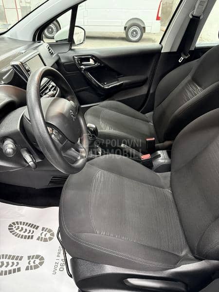 Peugeot 208 1.6 HDI NAVY