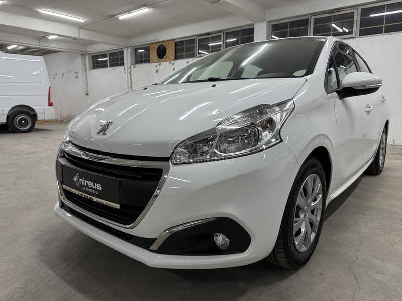 Peugeot 208 1.6 HDI NAVY