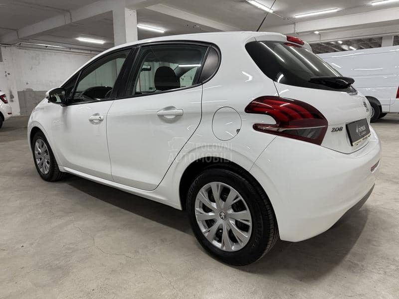 Peugeot 208 1.6 HDI NAVY