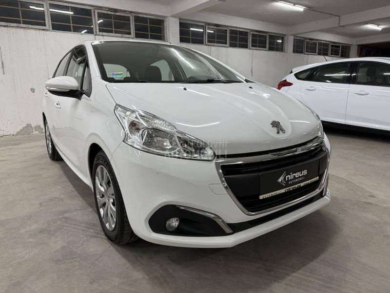 Peugeot 208 1.6 HDI NAVY