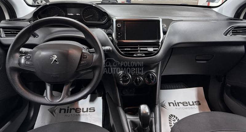 Peugeot 208 1.6 HDI NAVY