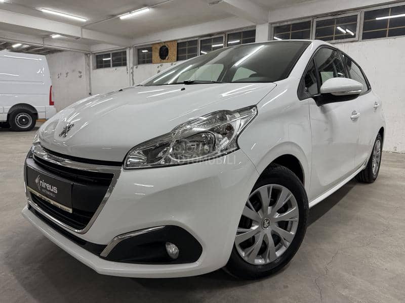 Peugeot 208 1.6 HDI NAVY