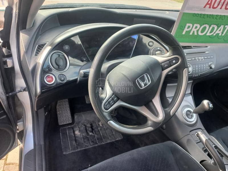 Honda Civic 1400i5dr