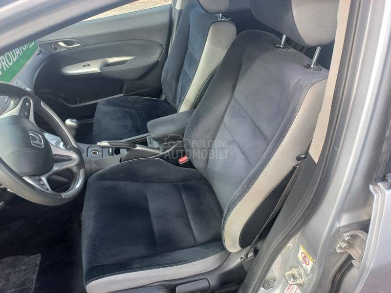 Honda Civic 1400i5dr