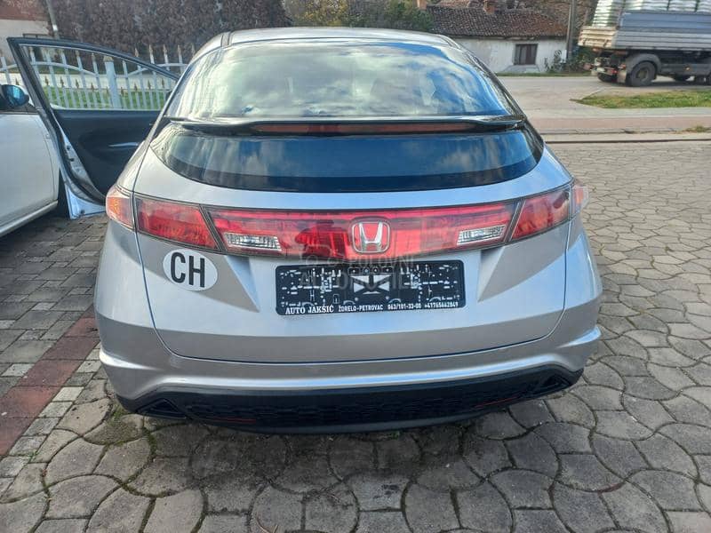 Honda Civic 1400i5dr
