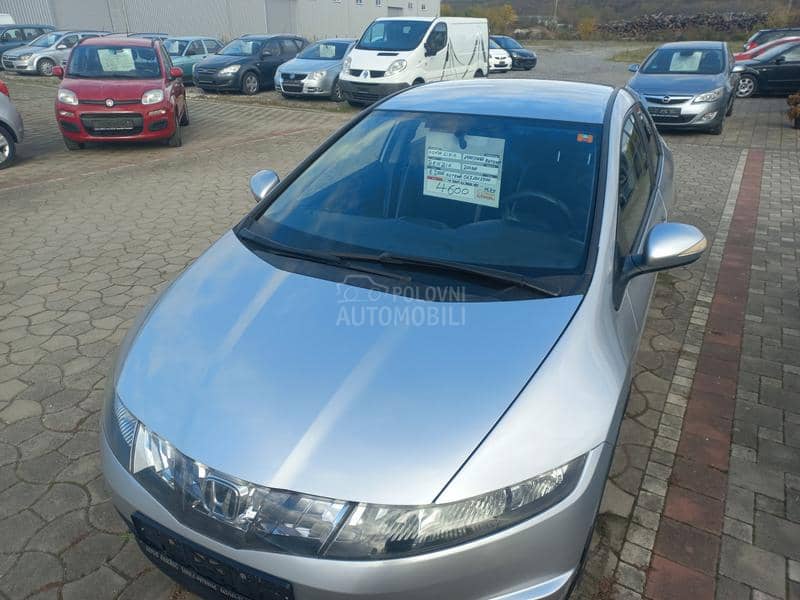 Honda Civic 1400i5dr
