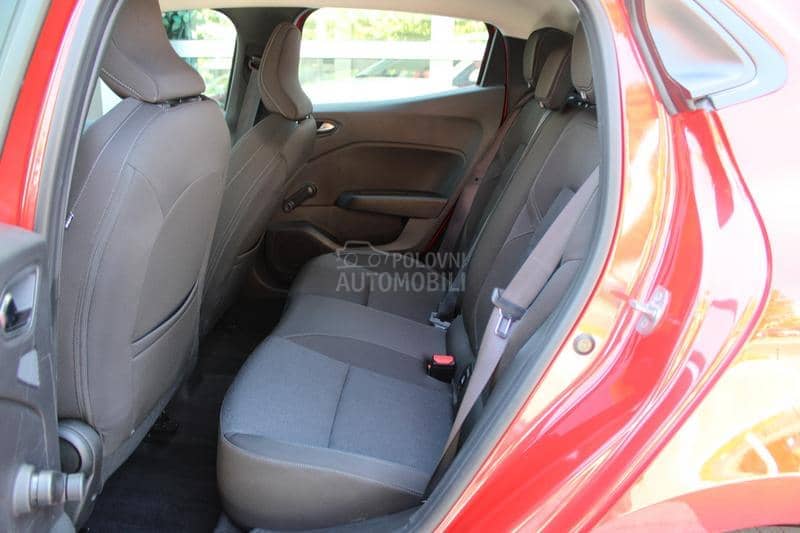 Renault Clio 1.0 tCe Intens CVT