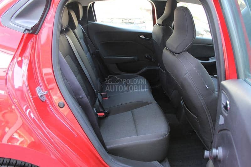 Renault Clio 1.0 tCe Intens CVT