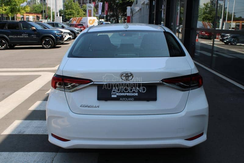 Toyota Corolla 1.5 Luna