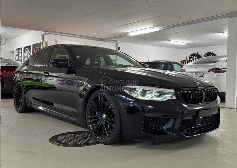 BMW M5 