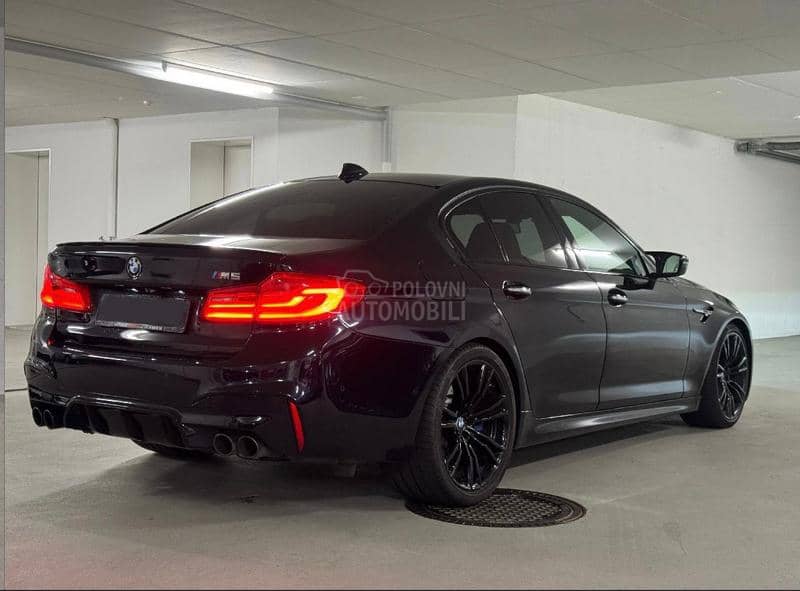 BMW M5 