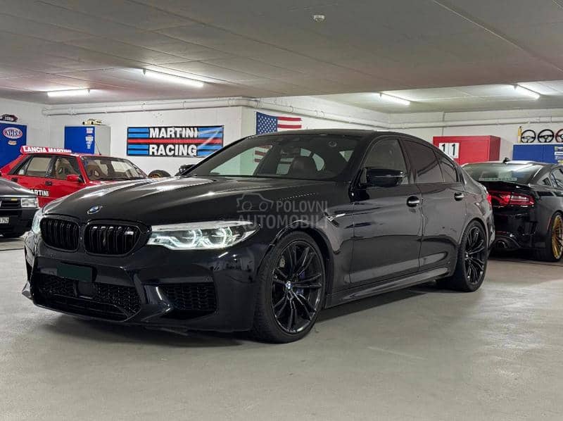 BMW M5 
