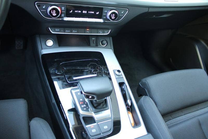 Audi Q5 2.0 TDI HYB. QUATTRO