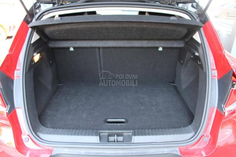 Renault Captur 1.3 tCe DCT Intens