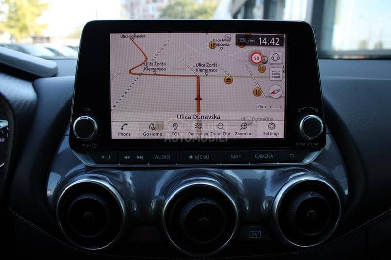 Nissan Juke 1.6 Hybrid DCT