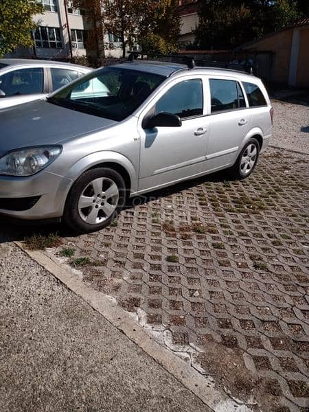 Opel Astra H Enyoj