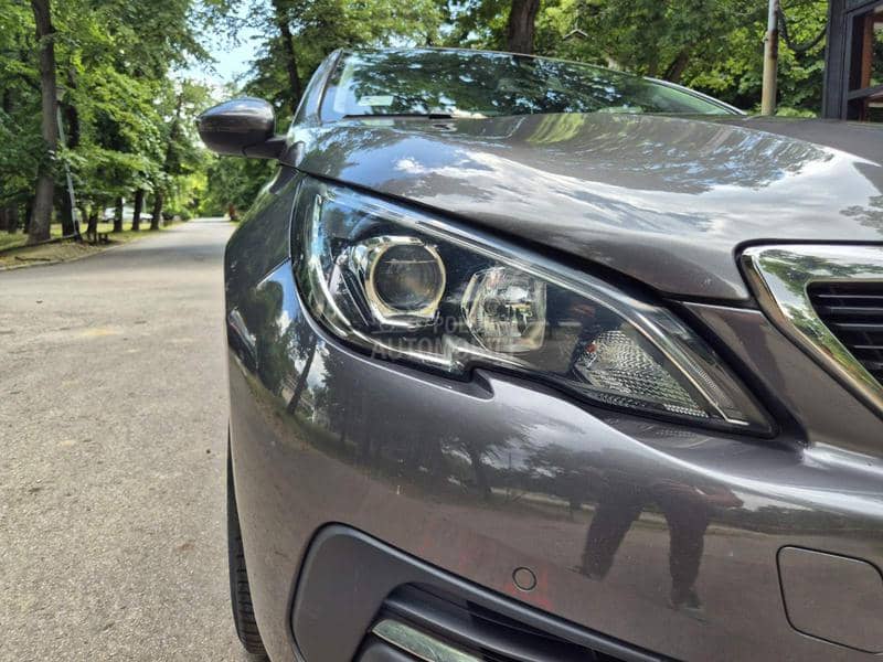 Peugeot 308 1.2