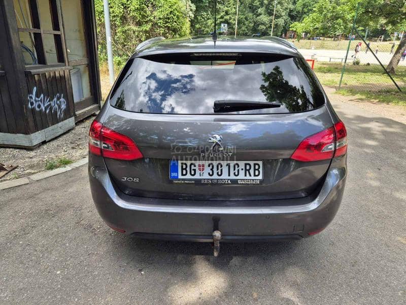Peugeot 308 1.2