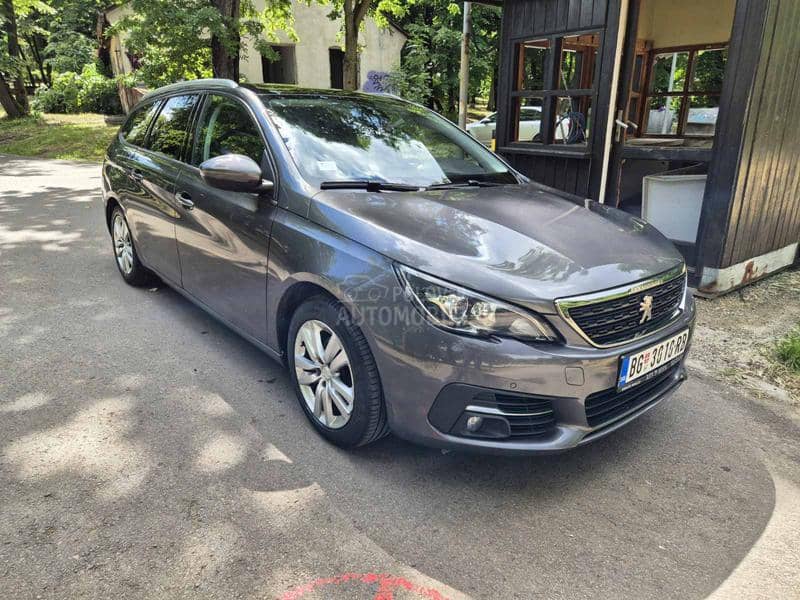 Peugeot 308 1.2