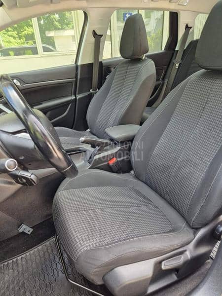 Peugeot 308 1.2