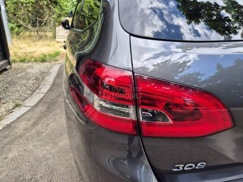 Peugeot 308 1.2