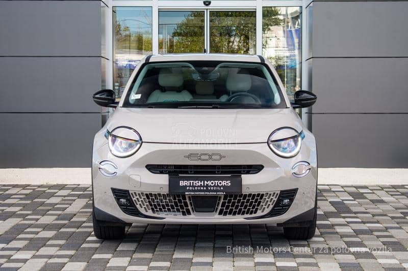 Fiat 600 1.2 MHEV La Prima