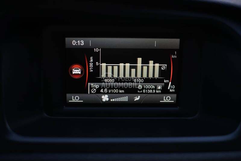 Volvo V40 1.6D D2 OCEAN RACE