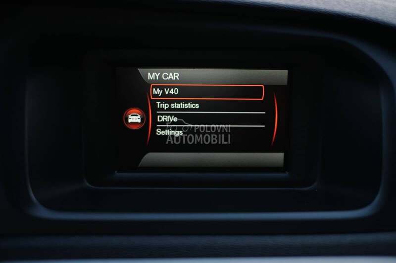 Volvo V40 1.6D D2 OCEAN RACE